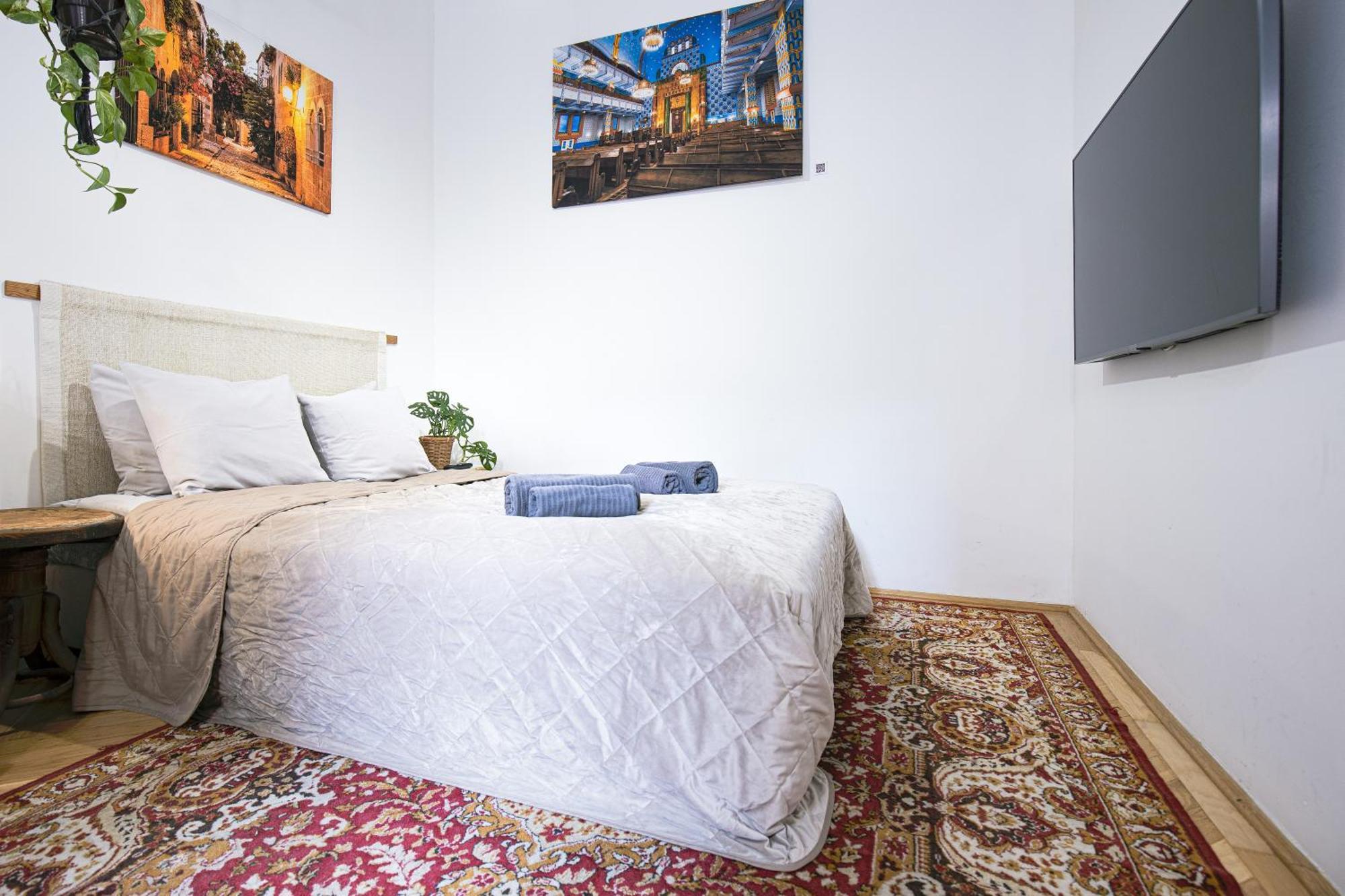 Budapestayz - Bacso Apartments Esterno foto